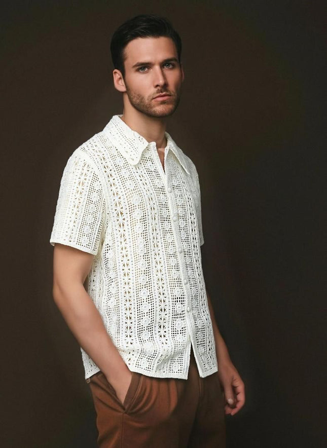 chemises en crochet haut de gamme. Alliant savoir-faire traditionnel et coupe moderne