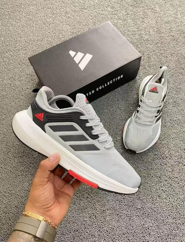 chaussure Baskets Adidas Avryn / Style Performance – Confort, Style et Durabilité